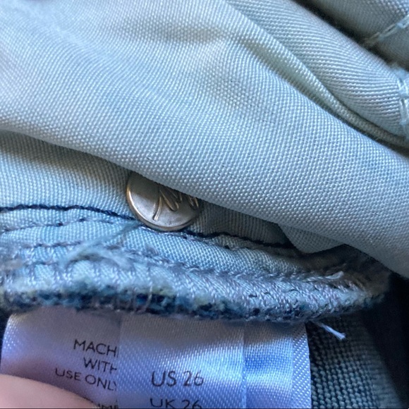 Free people - Picture 2 of 6